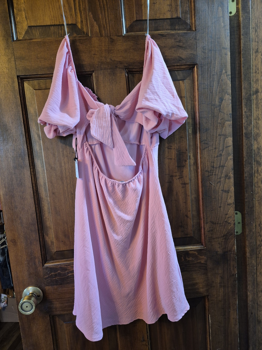 Puff-Sleeve Midi Dress in Pink - Picture 3 of 8